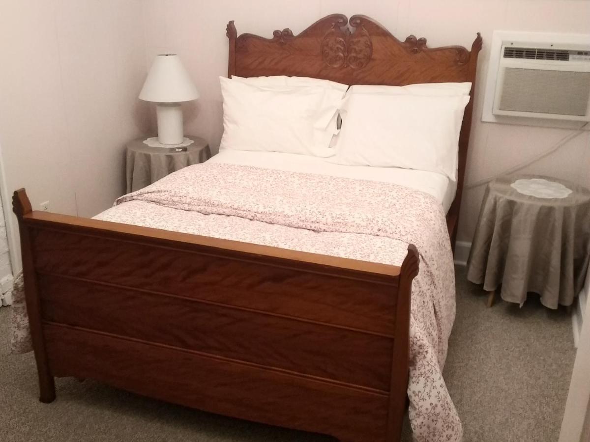 Norwich Splendor Inn Bed & Breakfast חדר תמונה